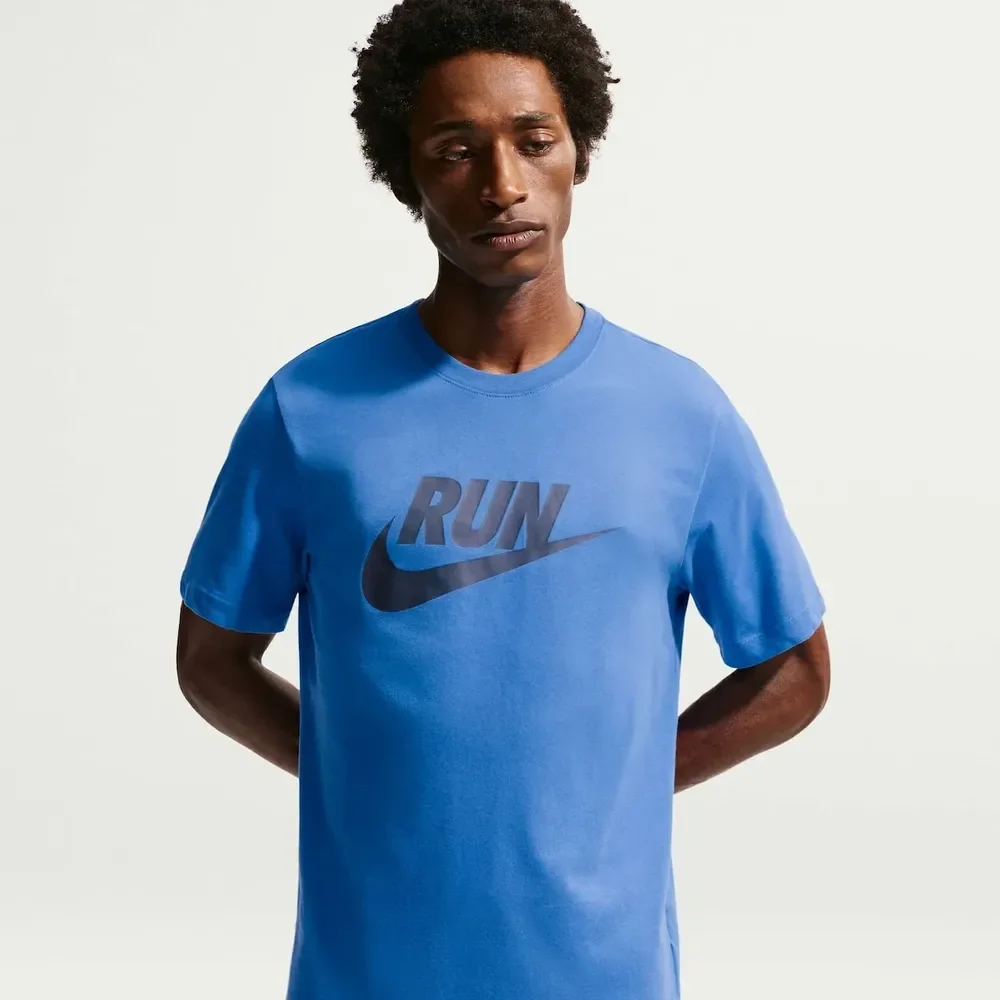 Camiseta Dri-FIT Nike Run Swoosh