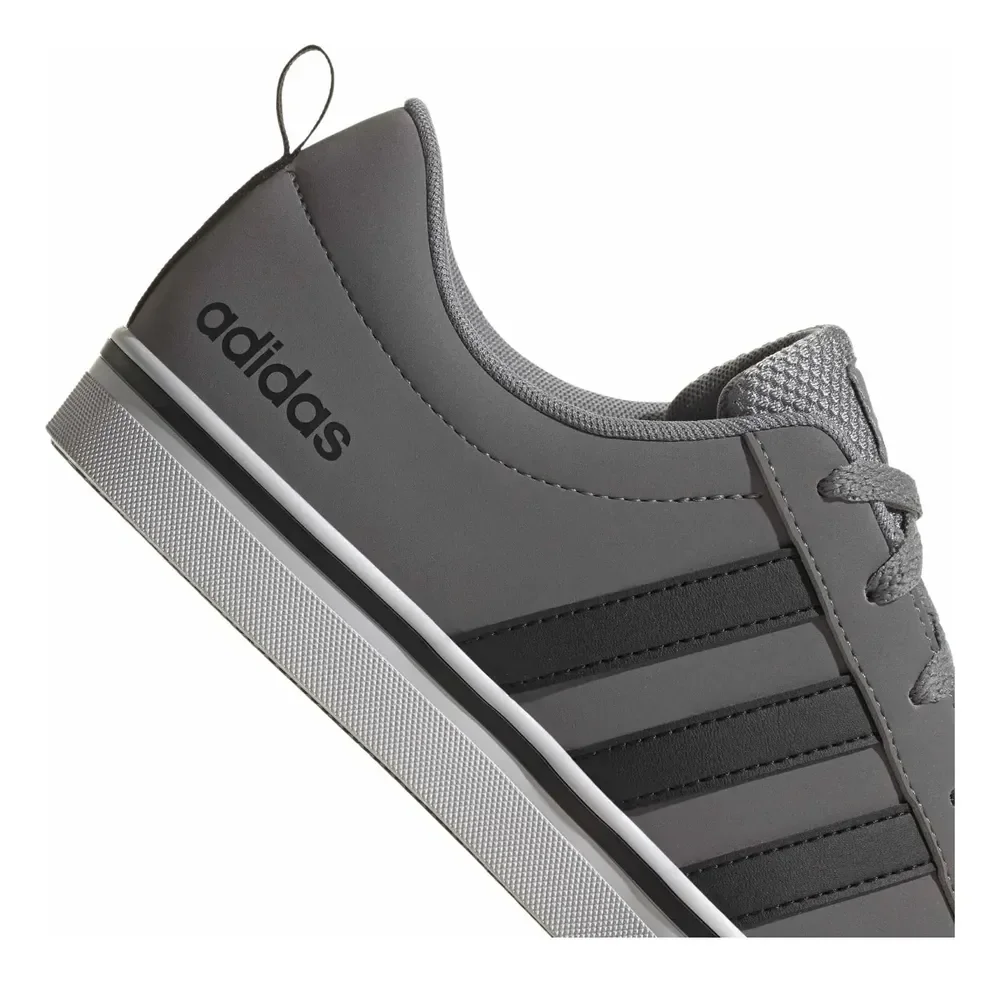 Tênis adidas VS Pace