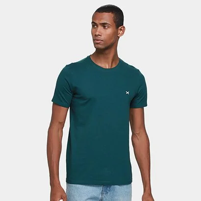 Camiseta Hering World bordado