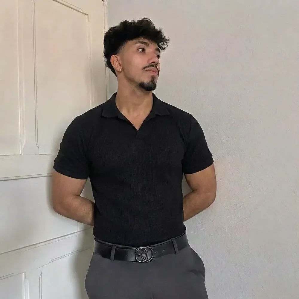 Camiseta Gola Polo Masculina Minimalista Tecido Texturizado Preto Liso M Texturizado