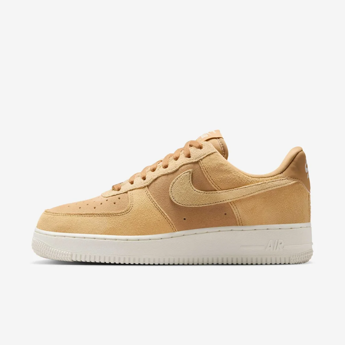 Tênis Nike Air Force 1 "07