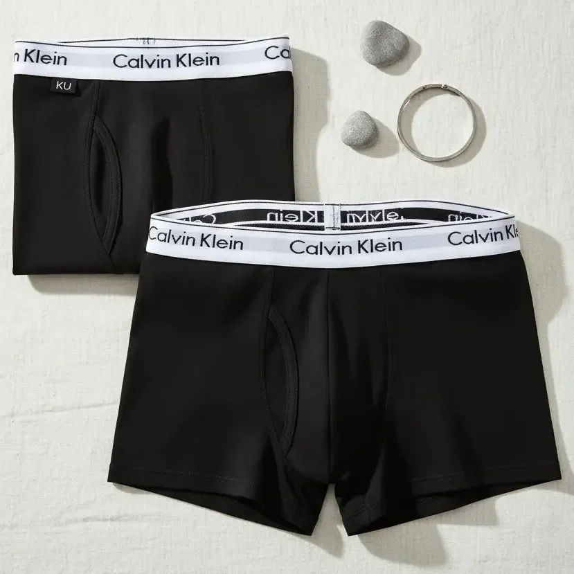 Kit Com 2 Cuecas Boxer Masculina Preta Calvin Klein Preta - 0987 Liso L
