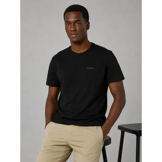 Camiseta Calvin Klein Jeans Light New Nape Logo Preta