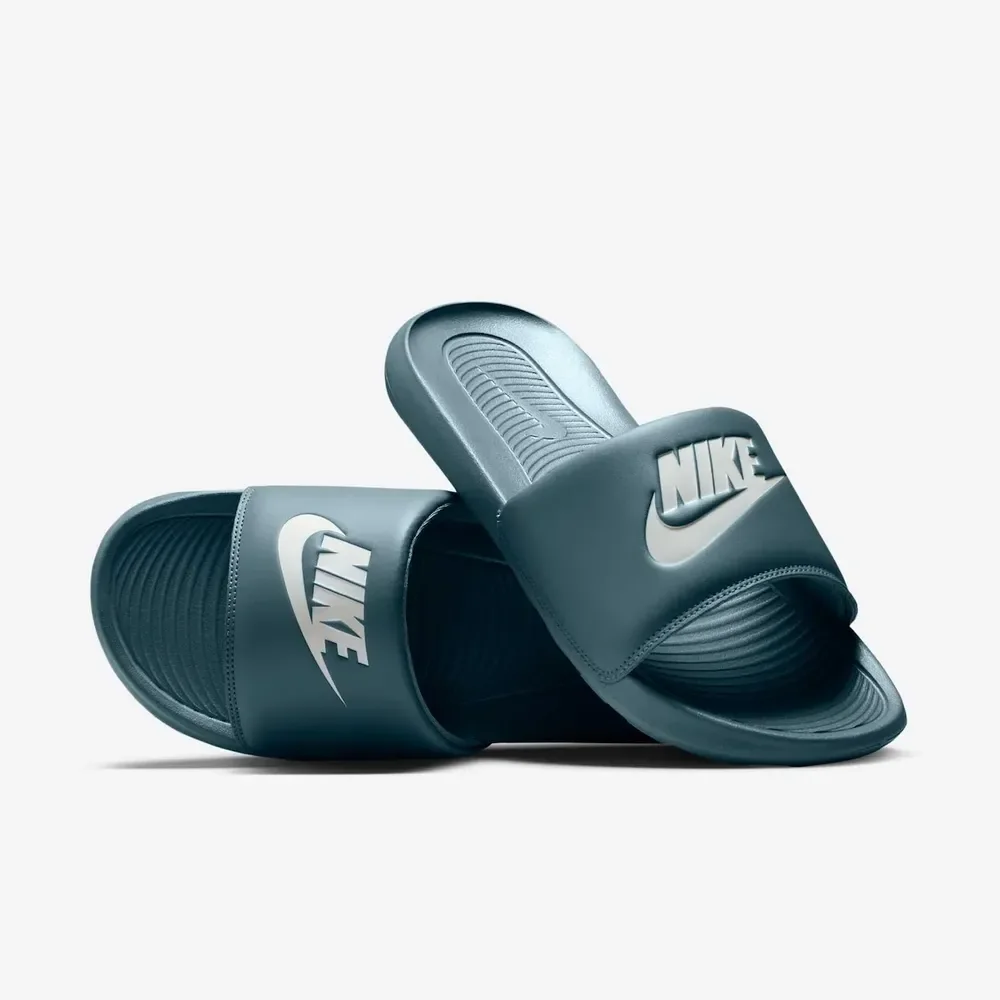 Chinelo Nike Victori One Masculino