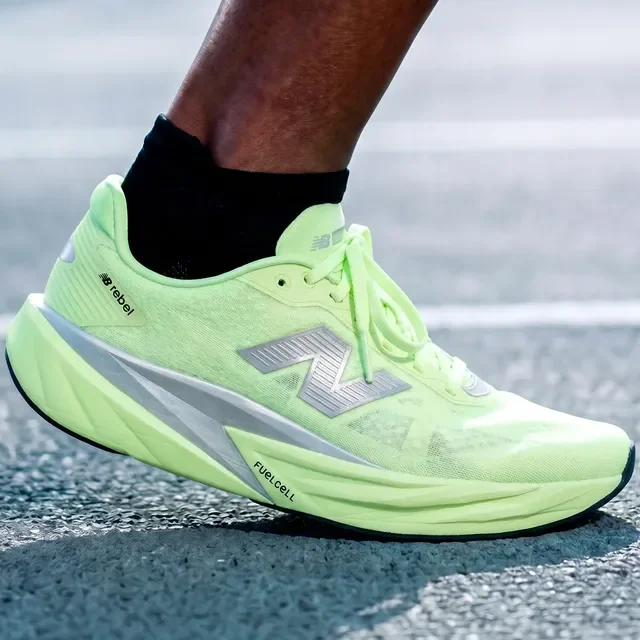 New Balance Fuelcell Rebel V5 (3 Cores)
