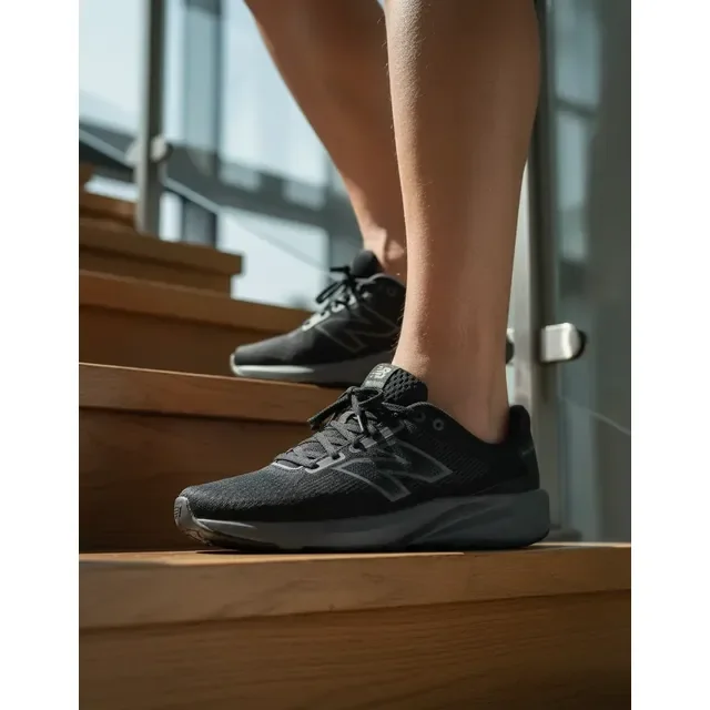 Tênis New Balance NB 413v3