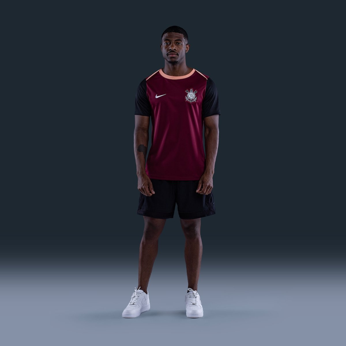 Camiseta Corinthians Nike 2026 Treino