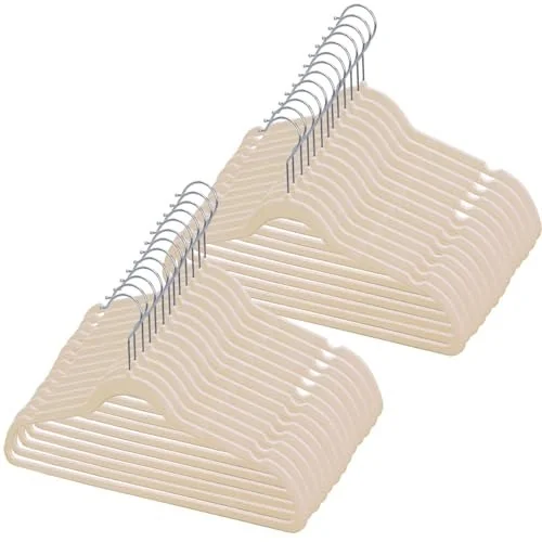✨ Kit 50 Cabides de Veludo 360° Antideslizante Kit Cabide para Roupas Camiseta Calça