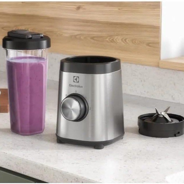 ✨ Liquidificador Portátil Electrolux Sport Blender 320W Efficient Acabamento Inox (BSE20) 127V