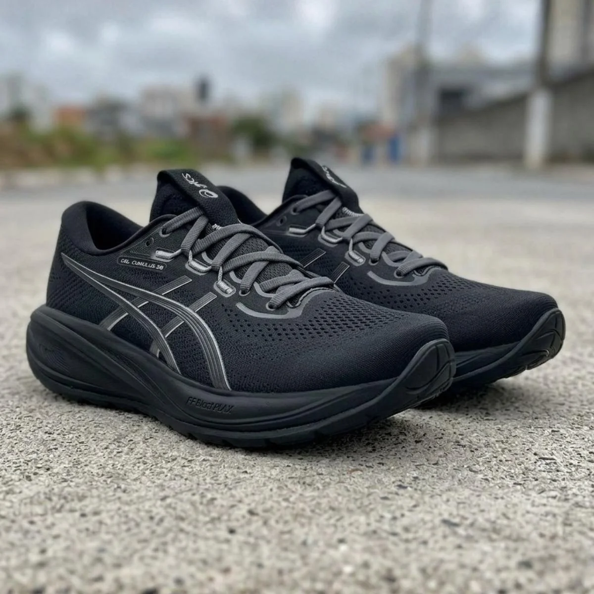 ✨tenis asics gelcumulus 28 masculino preto+cinza