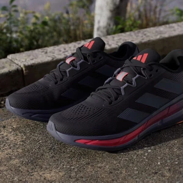 ✨Tênis Masculino Questar 3 adidas Cblack/onix/lucred Lisa 40 Br