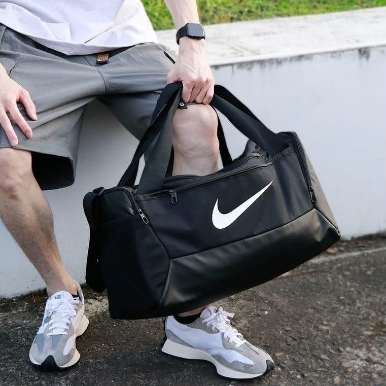 ✨ Bolsa Nike Brasilia (média) (60l) Preta Cor Preto Liso