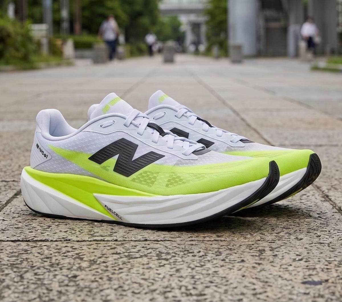 ✨Tênis New Balance Fuelcell Rebel V5 Masculino