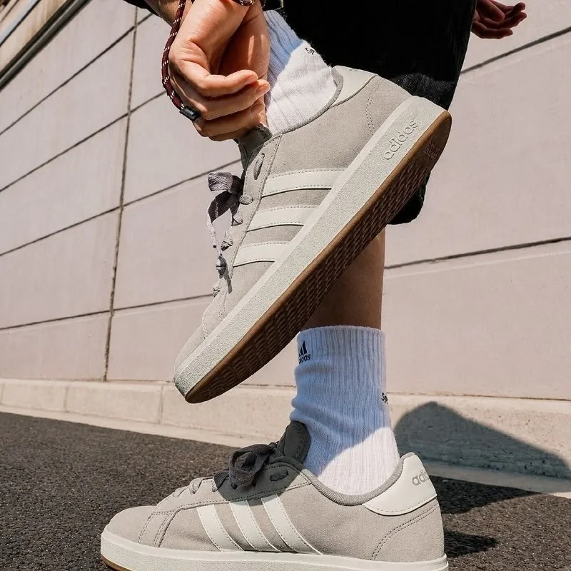 ✨ Tênis Masculino Grand Court Base 00s adidas Gretwo/ftwwht/gum10 Liso 41 Br