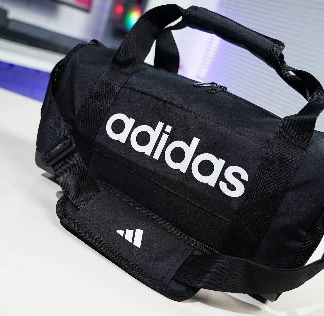 ✨ Mala Duffel Linear Extrapequena adidas Preto Lisa