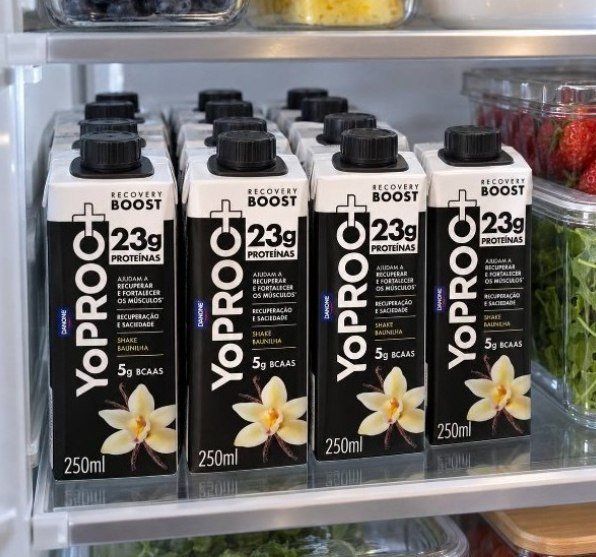 ✨ Pack YoPRO Bebida Láctea UHT Baunilha, Alto Teor de Proteína (23 g), Caixinha 250 ml – 24 Unidades